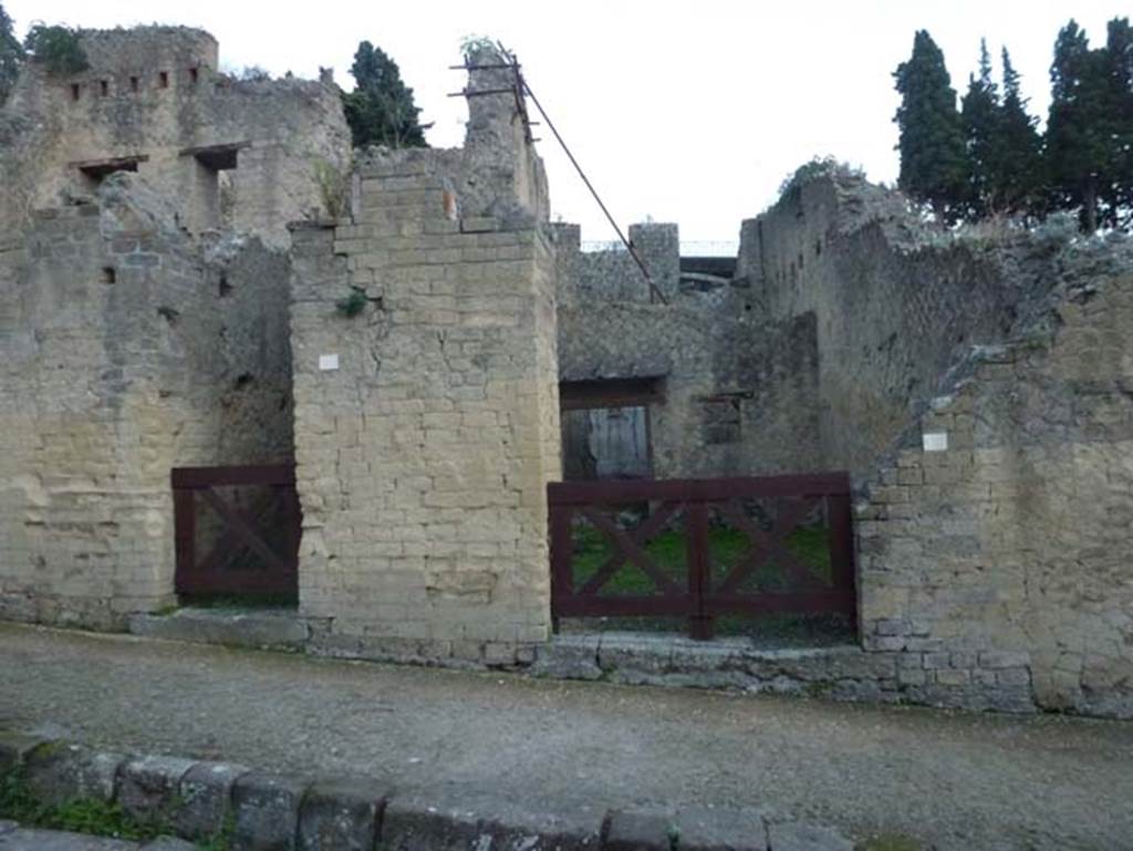 Ins. Or. II.17, on left, Herculaneum. October 2012. Looking east to entrance doorways, and with Ins.Or.II.16, on right. Photo courtesy of Michael Binns.